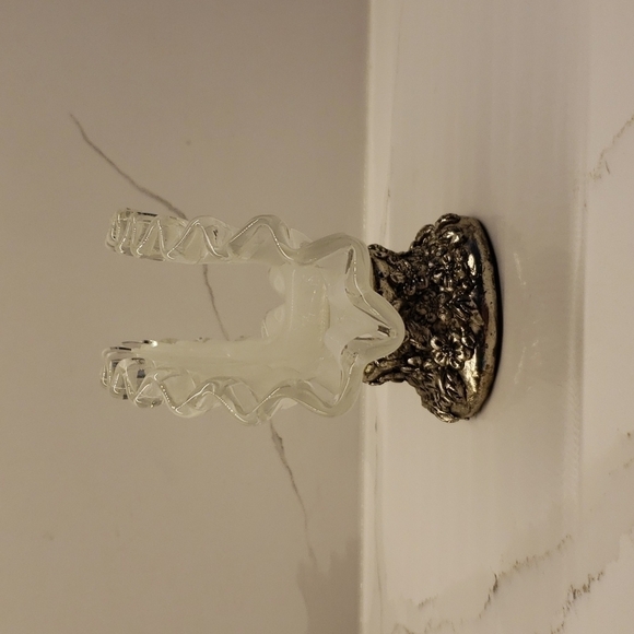 VINTAGE Italian Glass Fan Napkin holder with Silver floral base - Picture 2 of 8